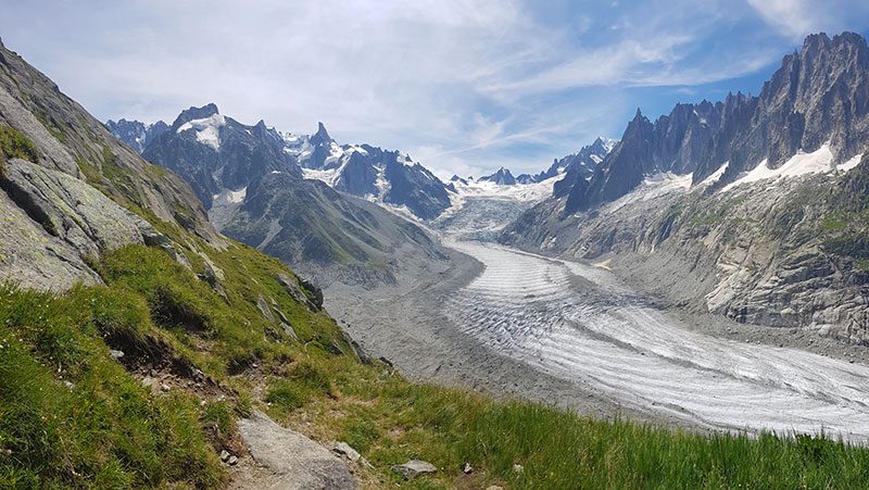 Vistas refugio couvercle chamonix mer de glace